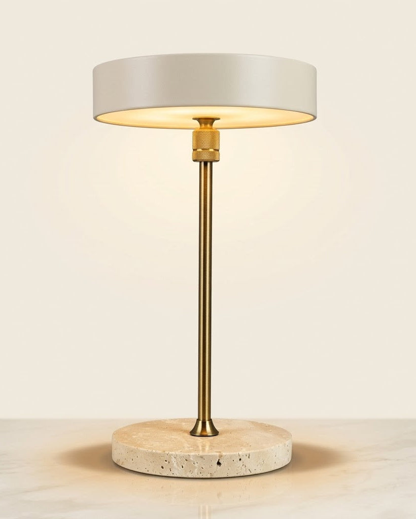 Kabellose Designerlampe Galten von Dyberg Larsen